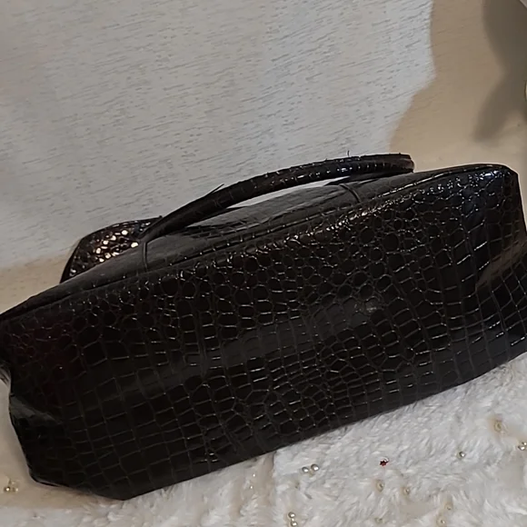 Great condition Dark brown large croc embossed tote - Picture 4 of 9